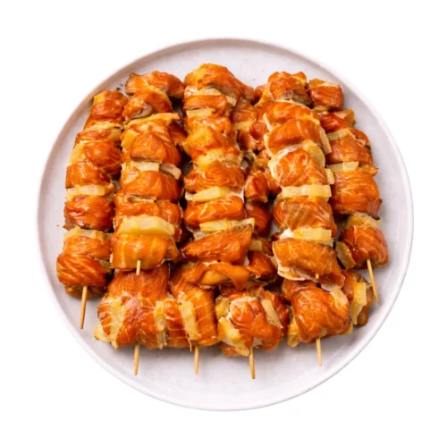 Łosoś atlantycki szaszłyki z ananasem wędzone na gorąco