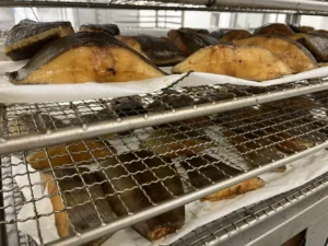 ryby wedzone wedzarnia2